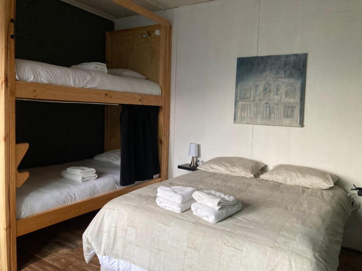 Casa Kila Hostel Valdivia Esterno foto